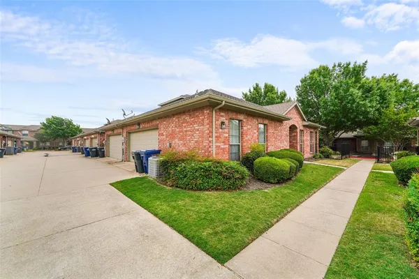 $300,000 | 575 South Virginia Hills Drive, Unit 1106, McKinney, TX 75072