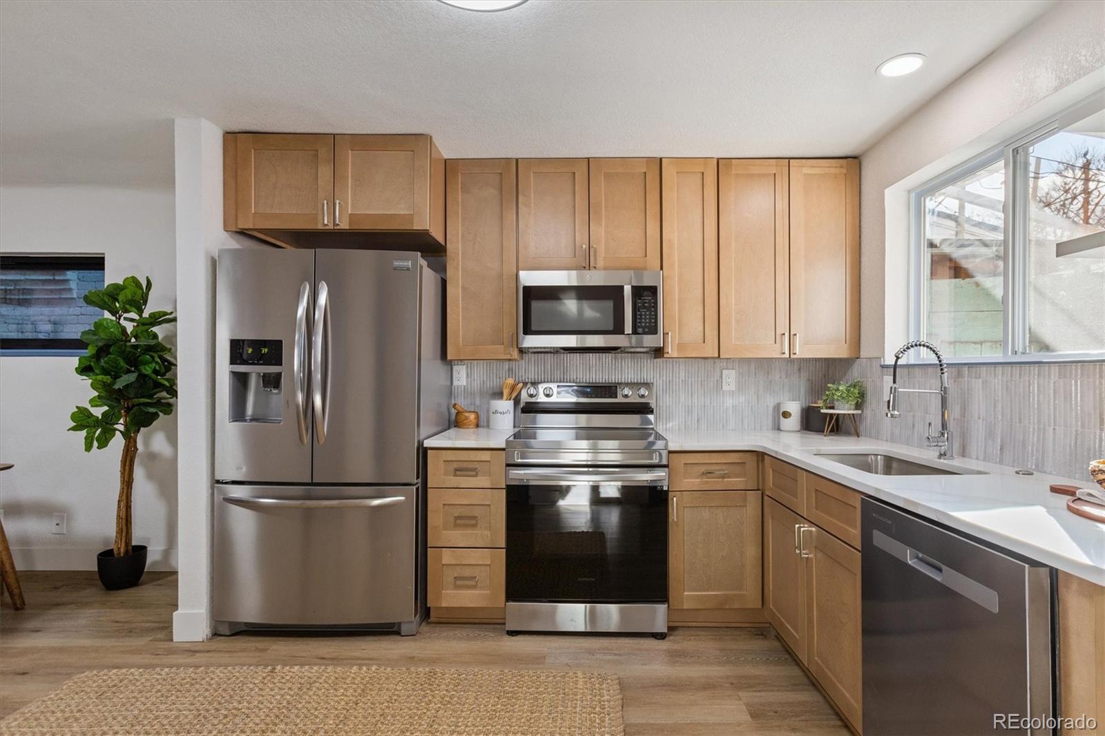 431 Fox Street Denver, CO 80204 - Photo 11 of 28