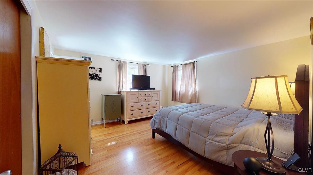1863 Butztown Road Bethlehem, PA 18017 - Photo 17 of 48 Gallery Image 17