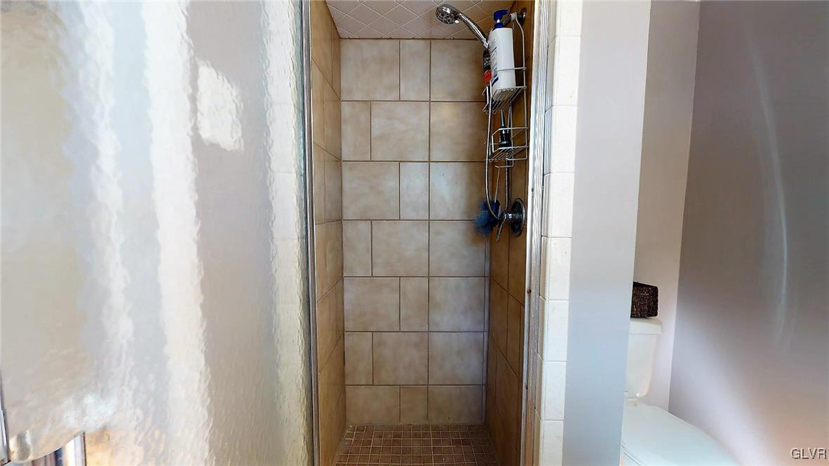 1863 Butztown Road Bethlehem, PA 18017 - Photo 19 of 48 Gallery Image 19
