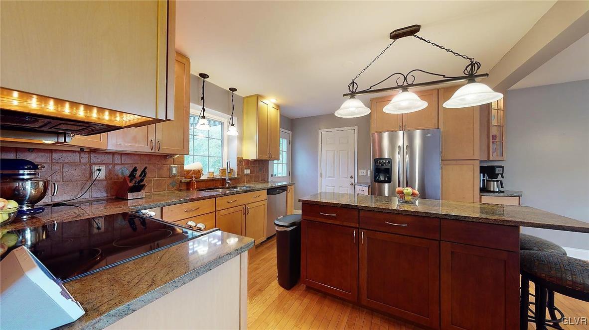 1863 Butztown Road Bethlehem, PA 18017 - Photo 10 of 48 Gallery Image 10