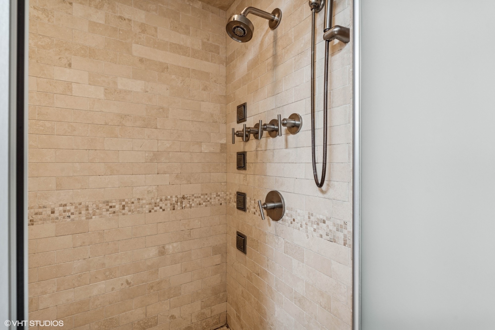 2249 West Warren Boulevard Chicago, IL 60612 - Photo 16 of 25 a bathroom with a shower