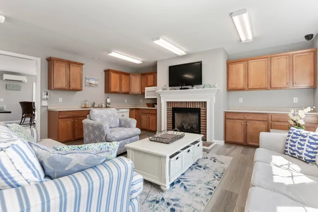 $382,900 | 35 Barefoot Cottage Road, Unit 105, Wells, ME 04090