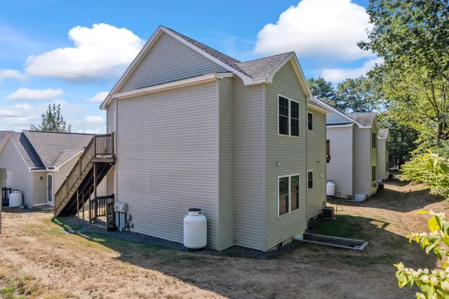 $382,900 | 35 Barefoot Cottage Road, Unit 105, Wells, ME 04090