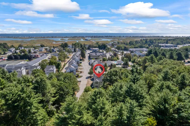 $382,900 | 35 Barefoot Cottage Road, Unit 105, Wells, ME 04090