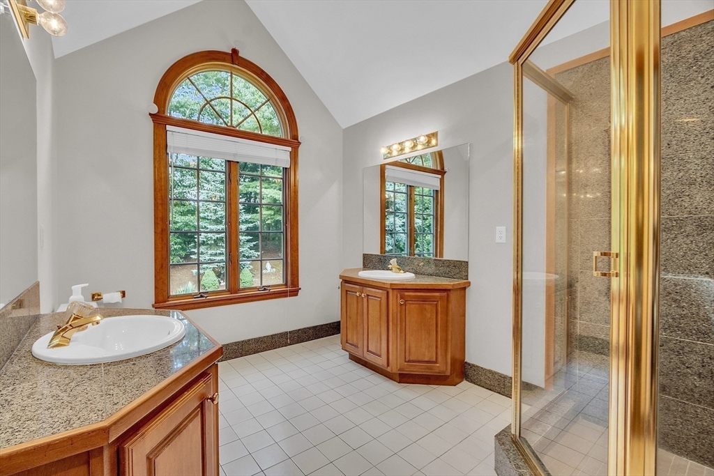 11 Gray Farm Road Littleton, MA 01460 - Photo 17 of 34 Gallery Image 17