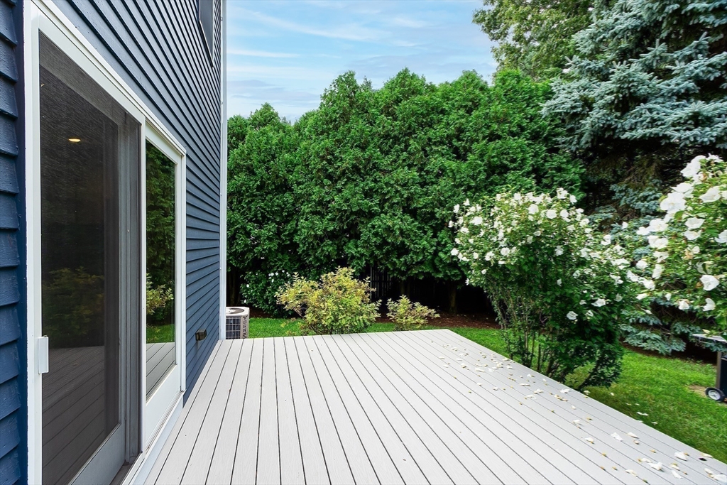 11 Gray Farm Road Littleton, MA 01460 - Photo 27 of 34 Gallery Image 27