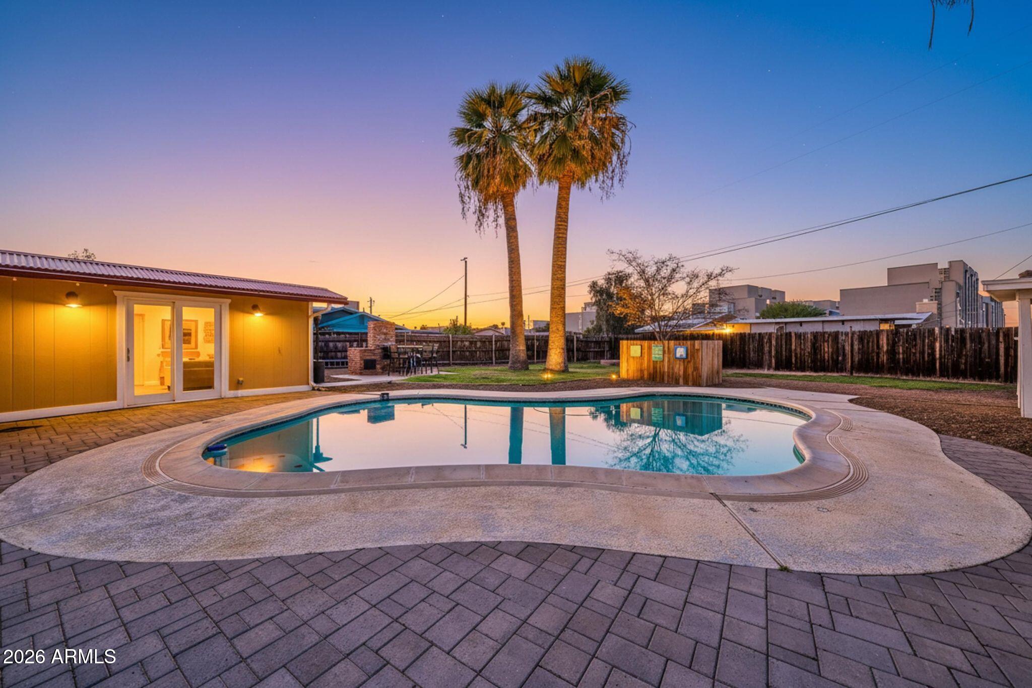 422 West Eva Street Phoenix, AZ 85021 - Photo 3 of 51 swimming pool view with a seating space