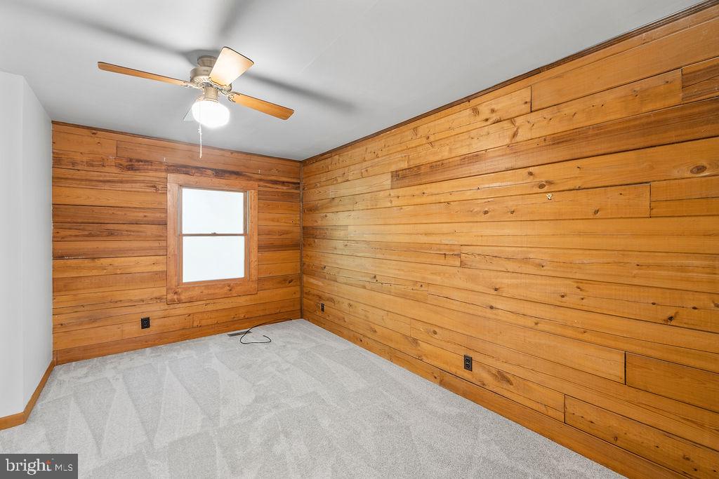 3240 Halter Road Westminster, MD 21158 - Photo 16 of 85 Main Level bedroom