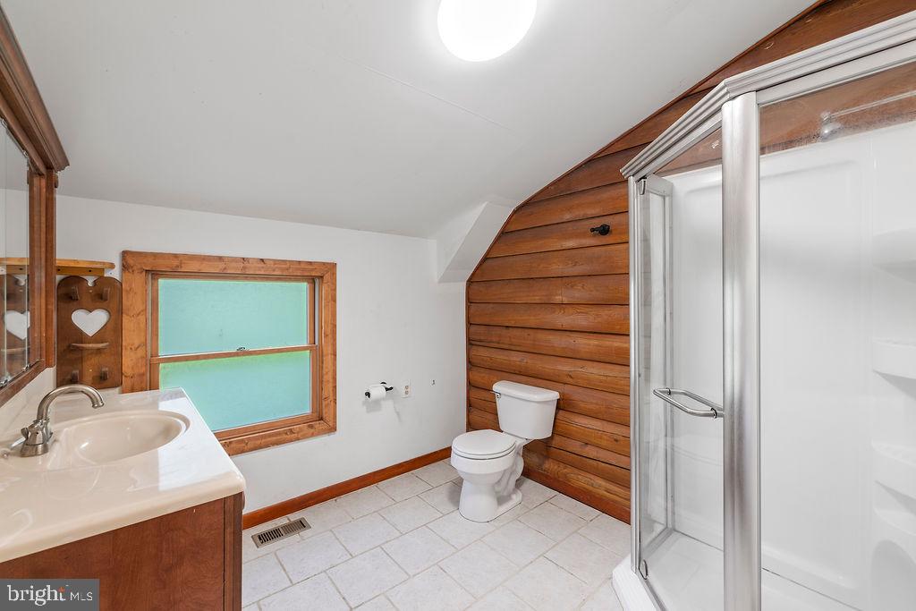 3240 Halter Road Westminster, MD 21158 - Photo 43 of 85 Master Bathroom