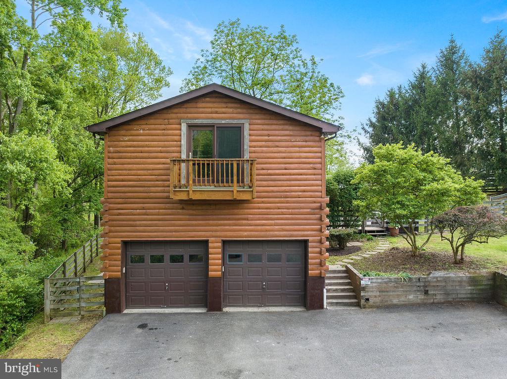 3240 Halter Road Westminster, MD 21158 - Photo 65 of 85 2 car garage and master suite balcony