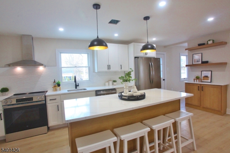 95 Forest Road Andover, NJ 07821 - Photo 4 of 28