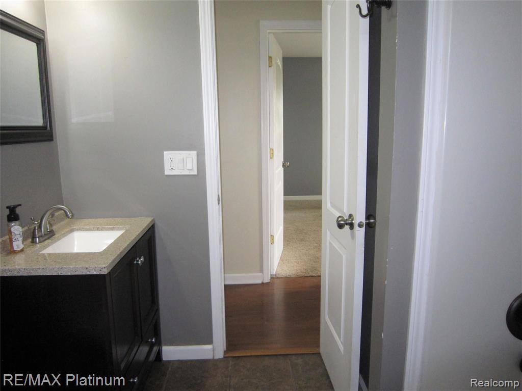 6325 South Lovejoy Road Perry, MI 48872 - Photo 16 of 30