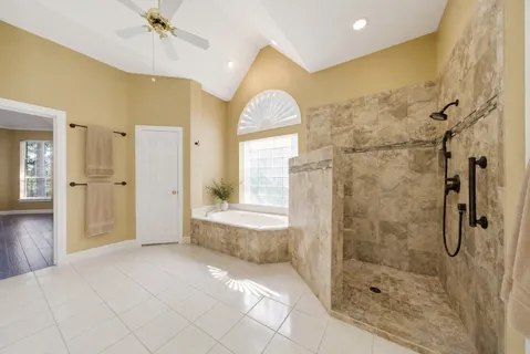 $650,000 | 1151 Bentwater Drive, Montgomery, TX 77356
