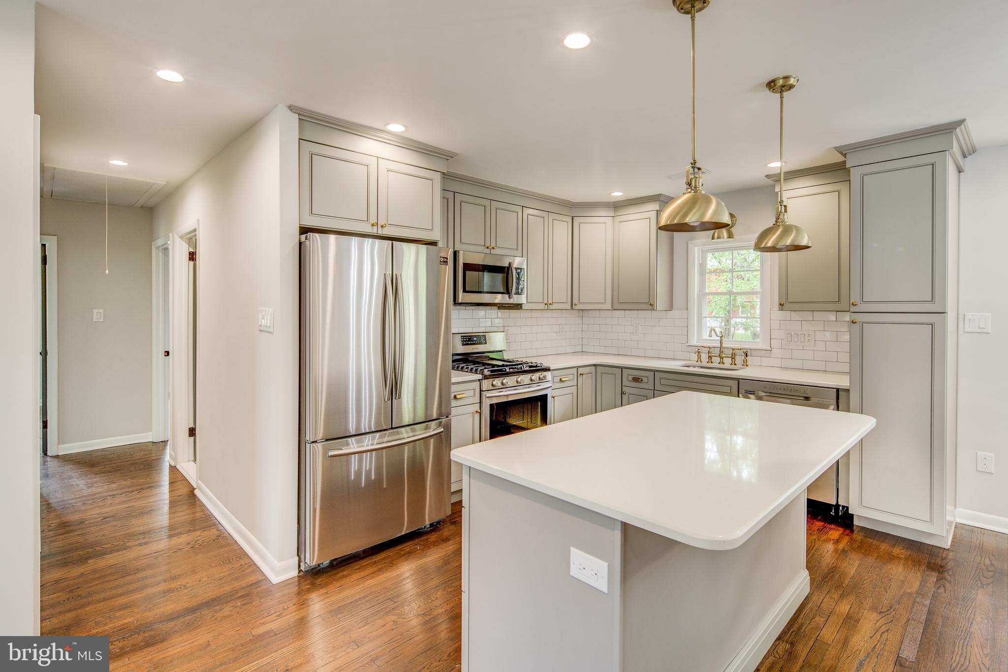 13 Hillcrest Road Stratford, NJ 08084 - Photo 3 of 16