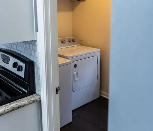 $320,000 | 18401 East 26th St Court South, Independence, MO 64057