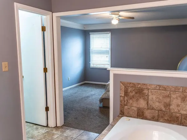 $320,000 | 18401 East 26th St Court South, Independence, MO 64057