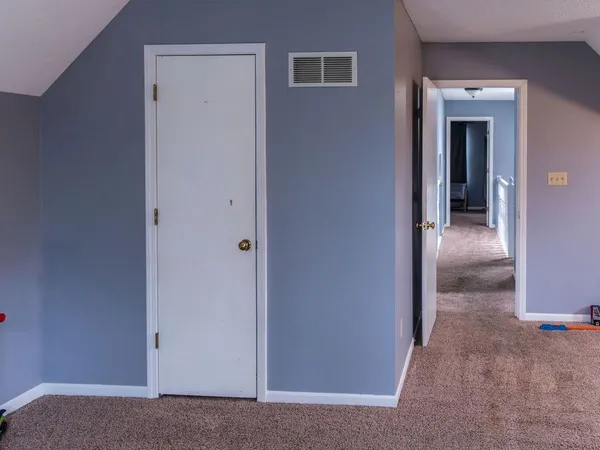 $320,000 | 18401 East 26th St Court South, Independence, MO 64057