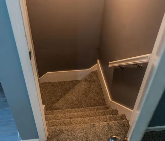 $320,000 | 18401 East 26th St Court South, Independence, MO 64057