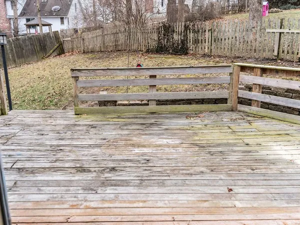 $320,000 | 18401 East 26th St Court South, Independence, MO 64057