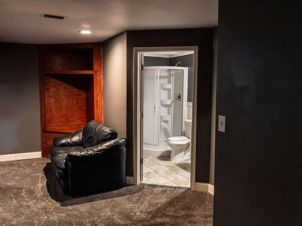 $320,000 | 18401 East 26th St Court South, Independence, MO 64057