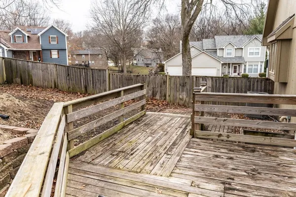 $320,000 | 18401 East 26th St Court South, Independence, MO 64057