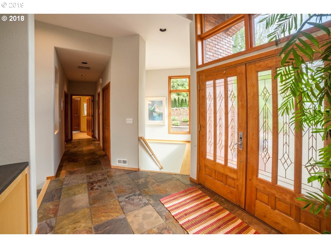 15851 Northeast Eilers Road Aurora, OR 97002 - Photo 11 of 32 Gallery Image 11