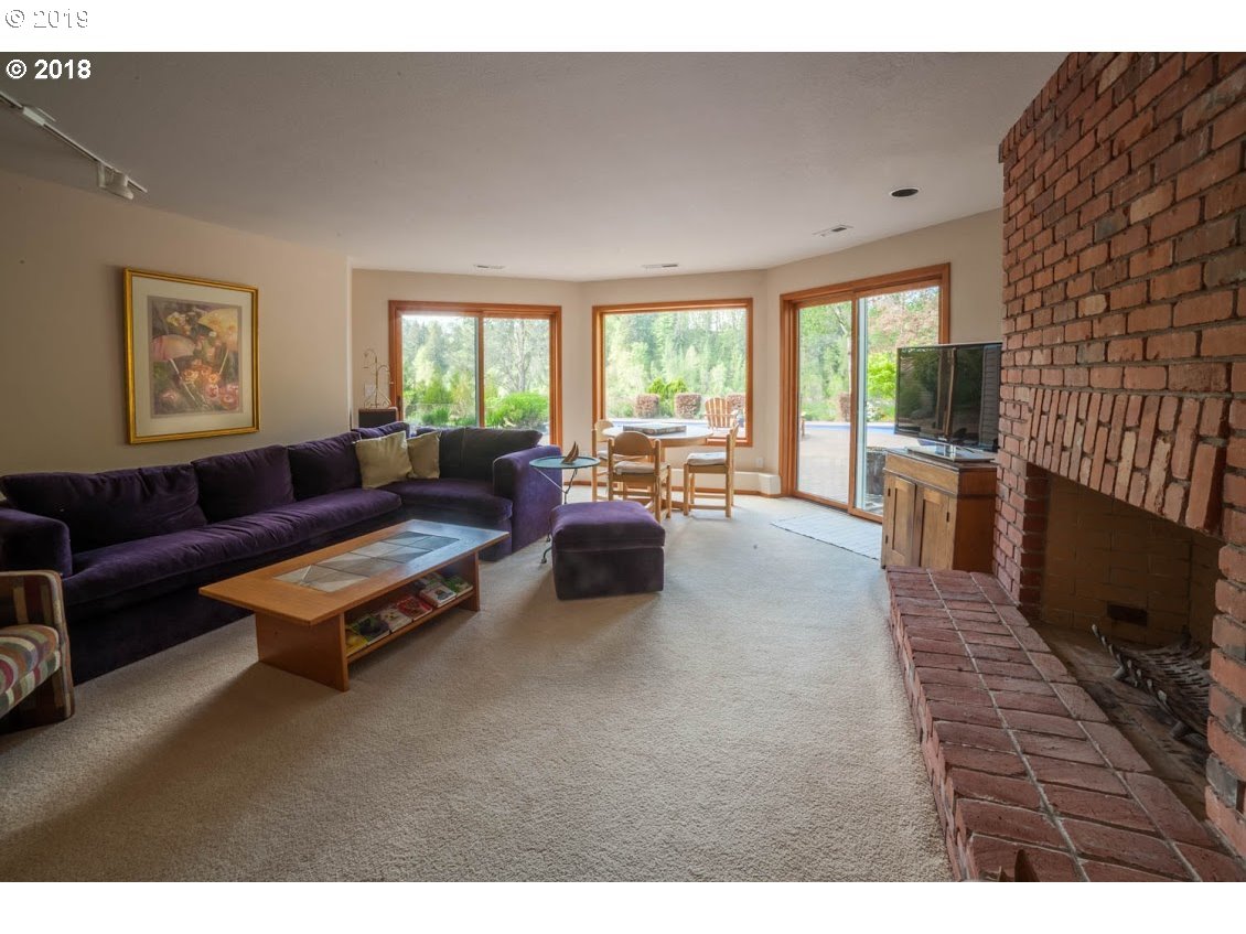 15851 Northeast Eilers Road Aurora, OR 97002 - Photo 28 of 32 Gallery Image 28