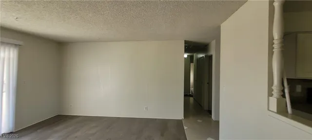 $1,700 | 1301 Madison Avenue, Las Vegas, NV 89106