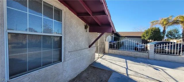 $1,700 | 1301 Madison Avenue, Las Vegas, NV 89106
