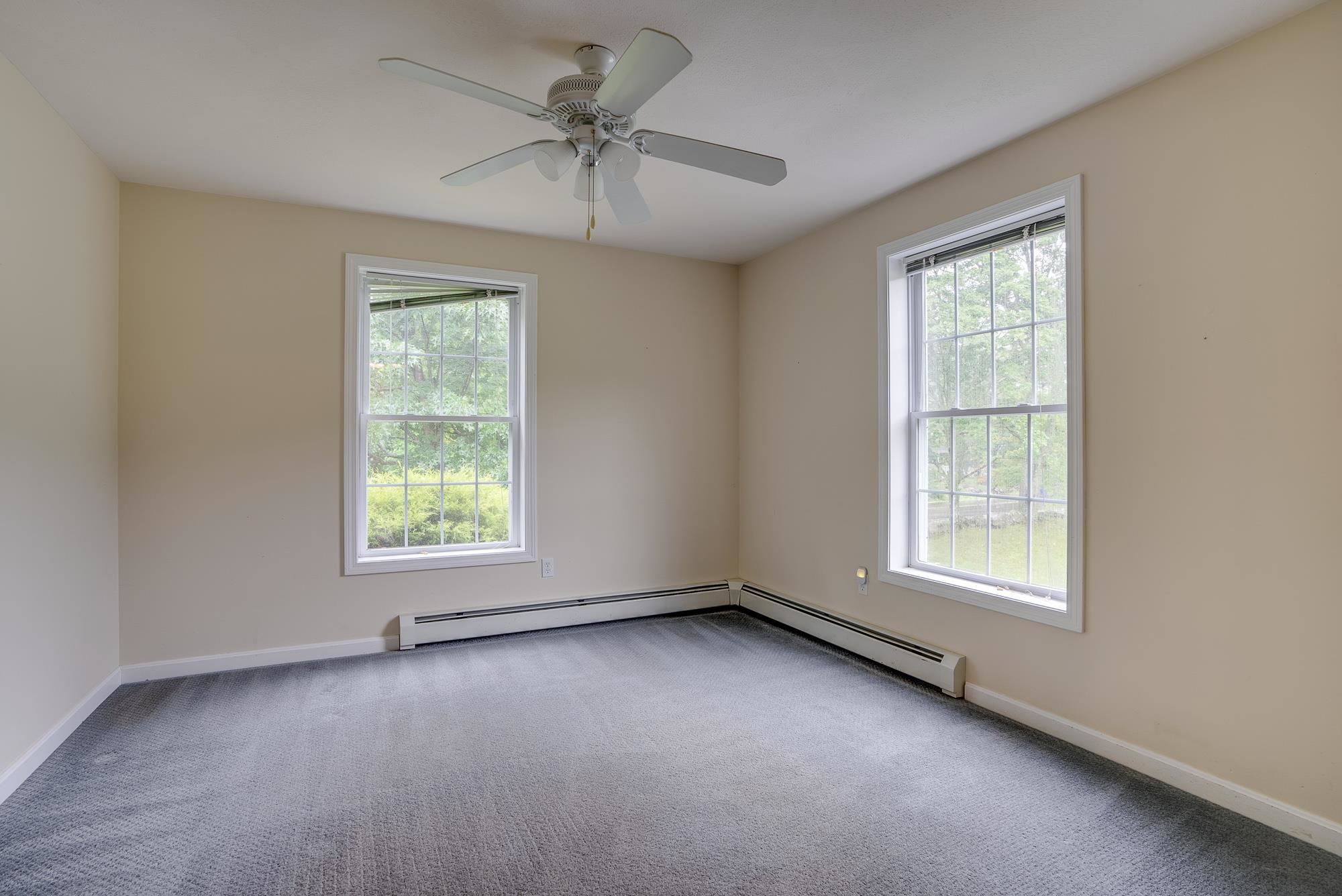 258 East Road Hampstead, NH 03841 - Photo 20 of 31
