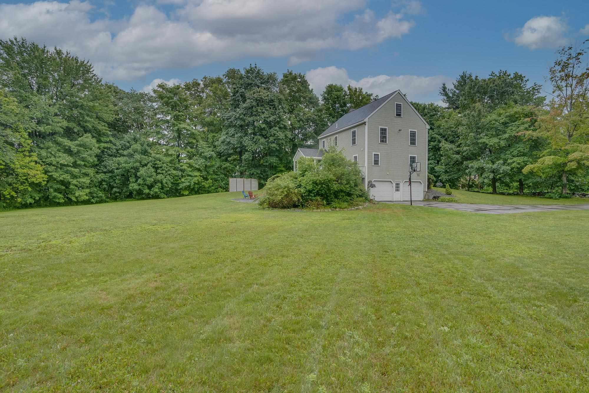 258 East Road Hampstead, NH 03841 - Photo 3 of 31