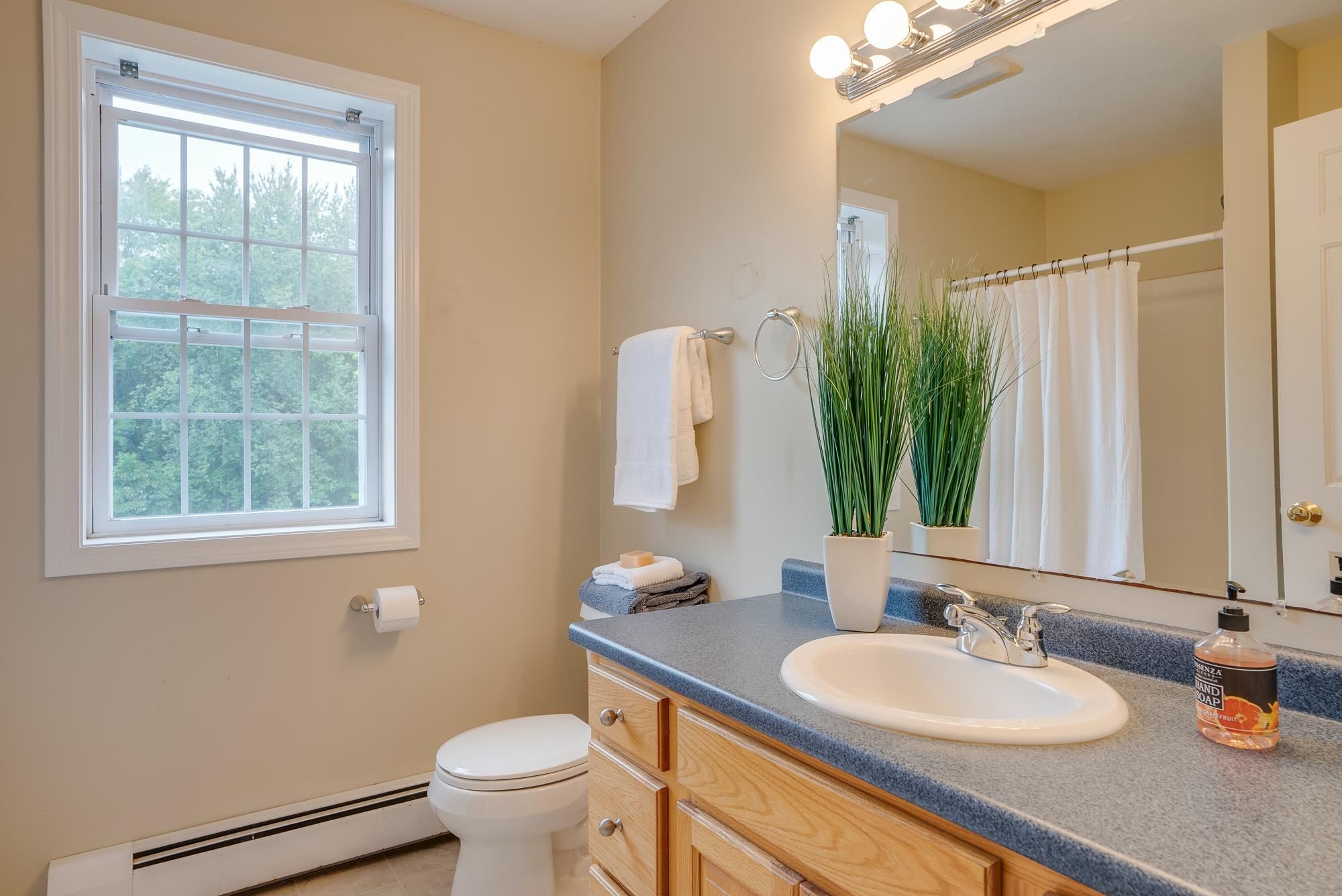 258 East Road Hampstead, NH 03841 - Photo 22 of 31