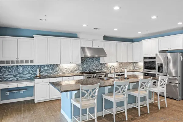 $1,575,000 | 5599 Chincoteague Court, Oceanside, CA 92057