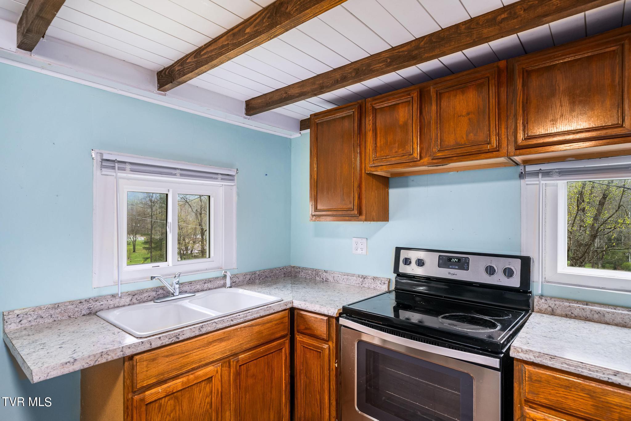 116 Lewis Cole Loop Elizabethton, TN 37643 - Photo 33 of 49 116 Lewis Cole Loop (54 of 61)