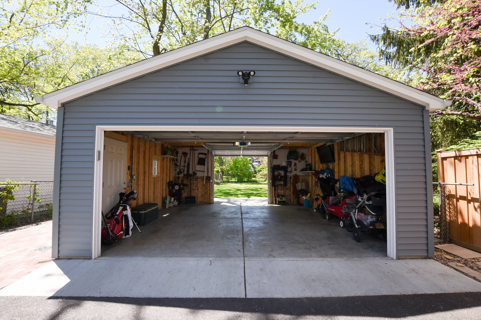352 Selborne Road Riverside, IL 60546 - Photo 39 of 47