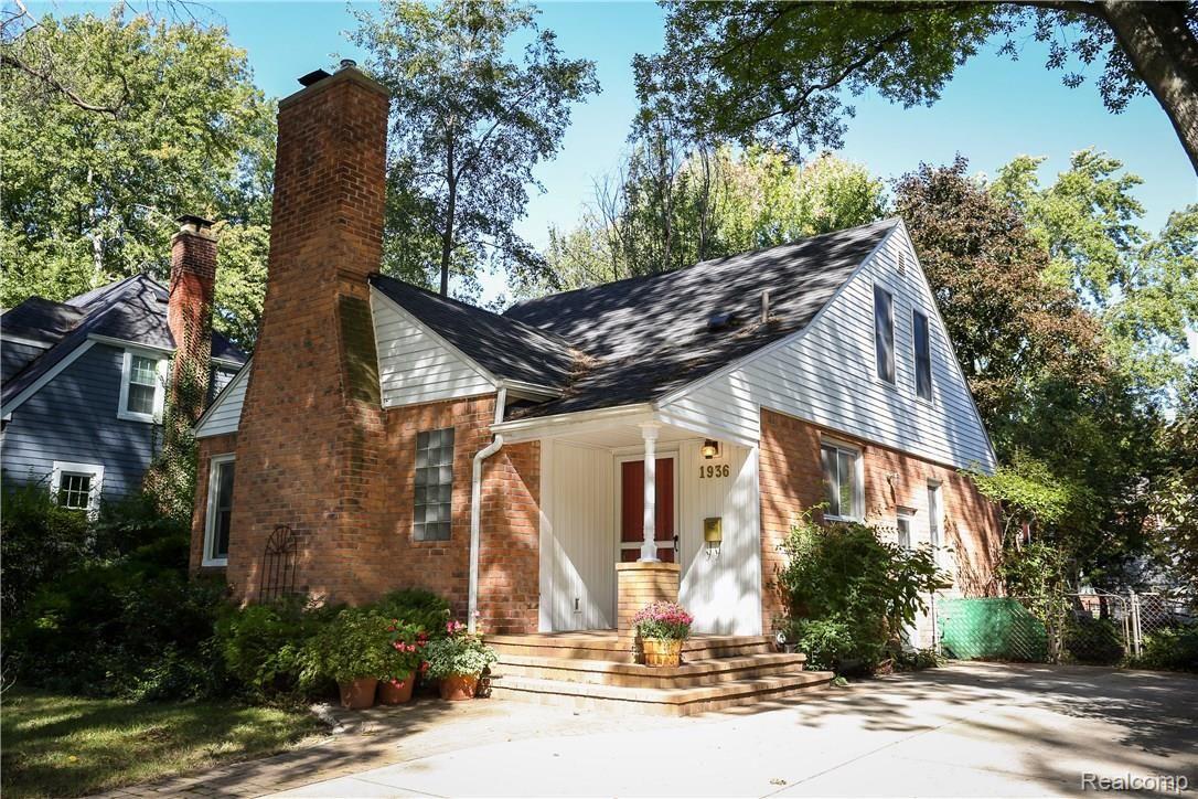 1936 Franklin Road Berkley, MI 48072 - Photo 1 of 44 Franklin-1.jpg
