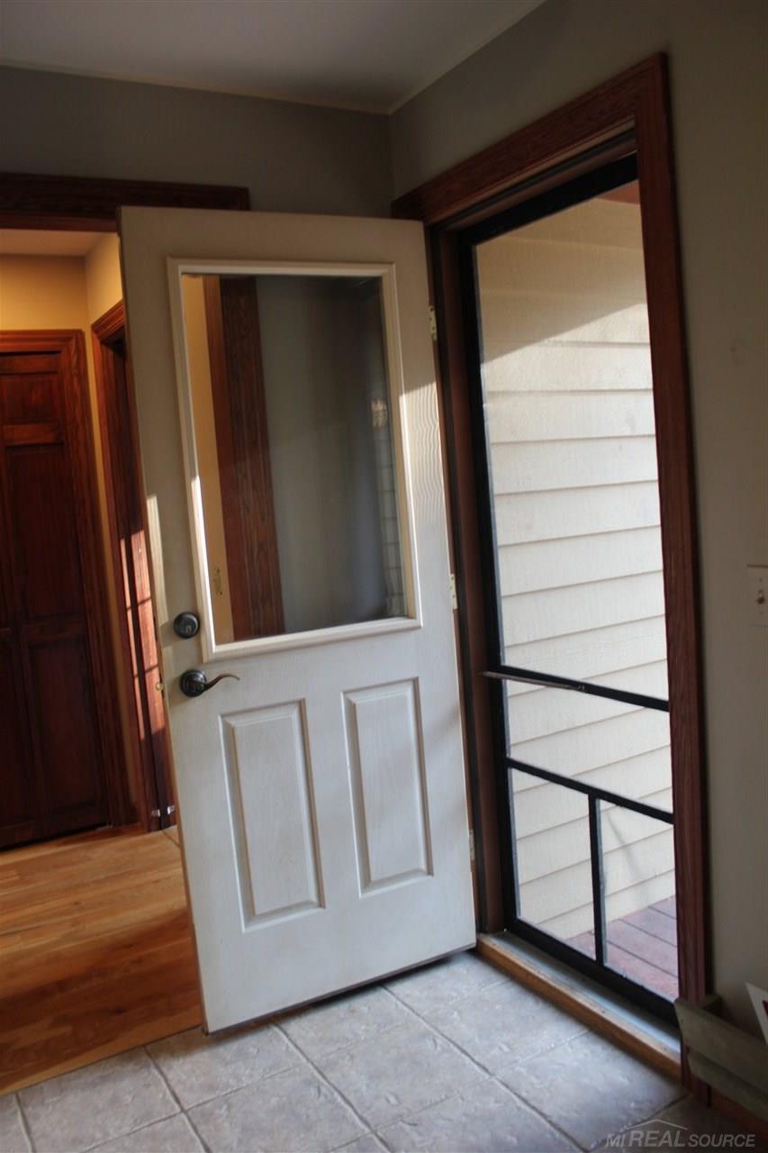 21401 Armada Ridge Road Armada, MI 48005 - Photo 18 of 22 31355433-17.JPG
