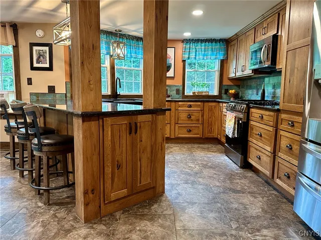 $435,000 | 102 Russia Road, Russia, NY 13431