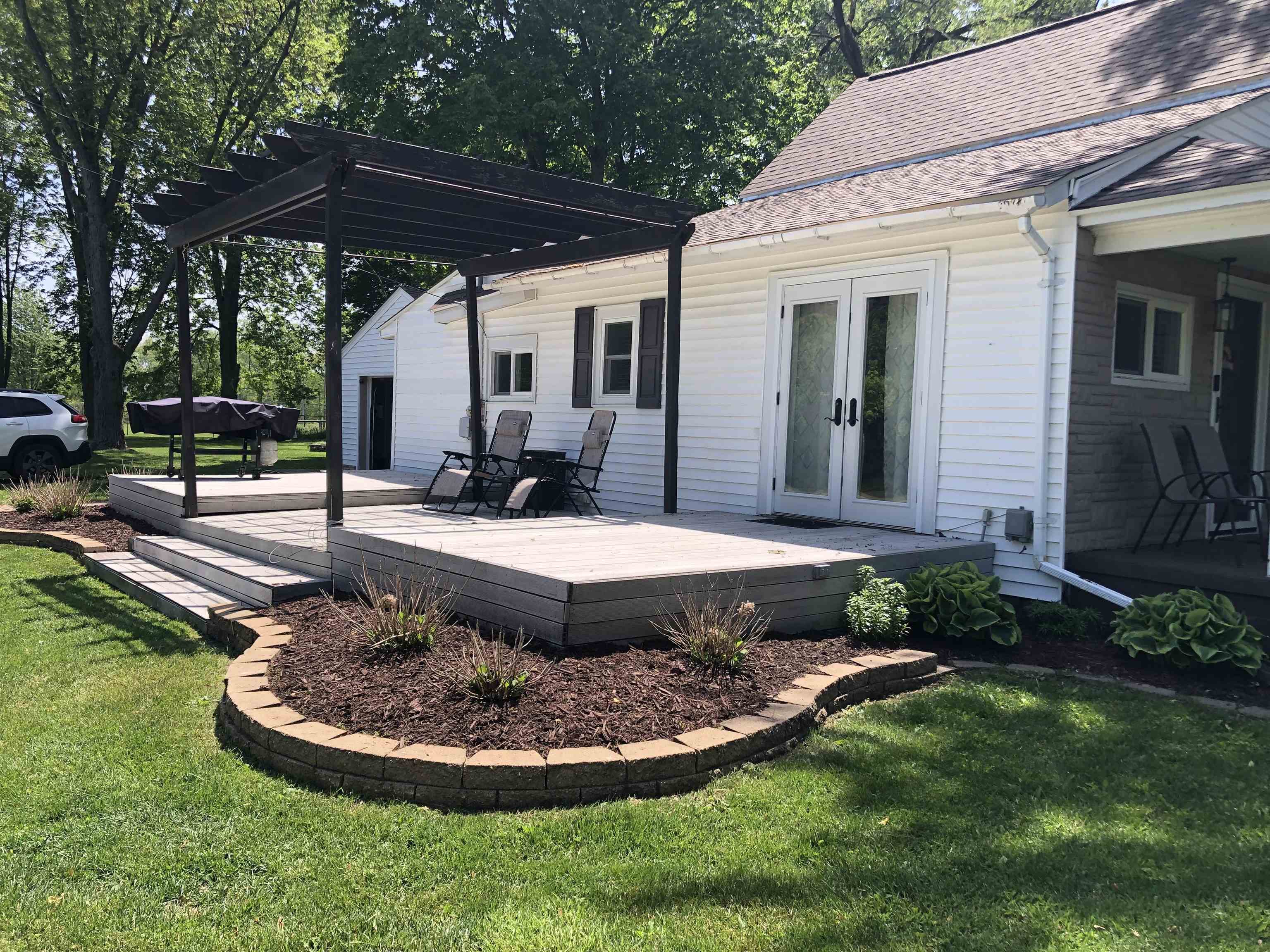 234 Union Street Shepherd, MI 48883 - Photo 2 of 24