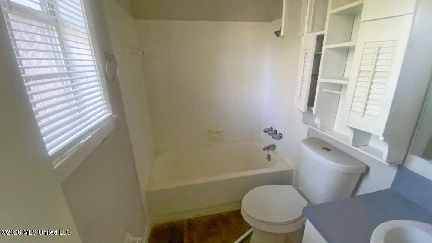 1886 Smallwood Street Jackson, MS 39212 - Photo 17 of 20 111-Mar 25 2026 11_12am-KEkk