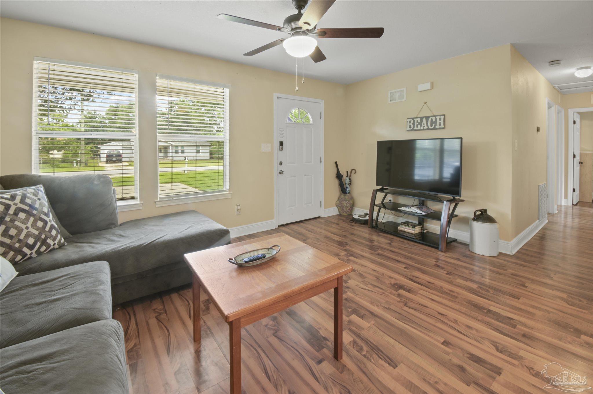 105 Rue Max Street Pensacola, FL 32507 - Photo 2 of 30