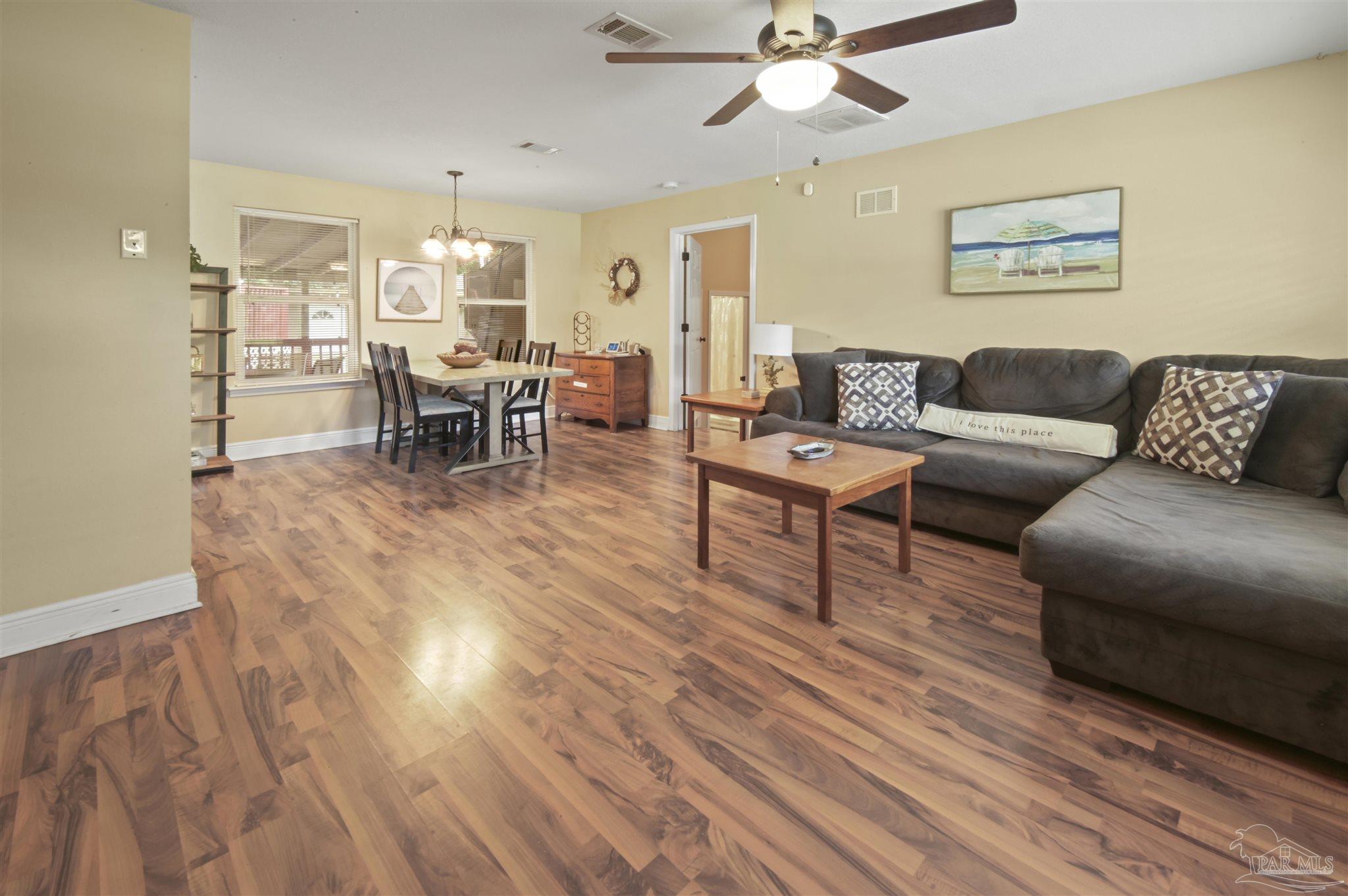 105 Rue Max Street Pensacola, FL 32507 - Photo 4 of 30