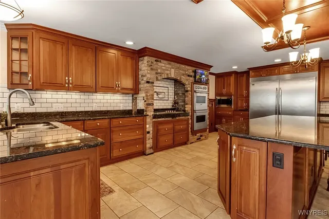 $1,399,000 | 40 Waterford Park, Amherst, NY 14221