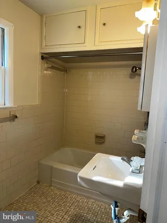 $1,650 | 6 North Main Street, Keedysville, MD 21756