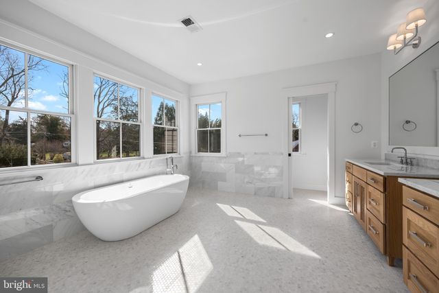 $2,695,000 | 1118 Cedar Dale Lane, Alexandria, VA 22308