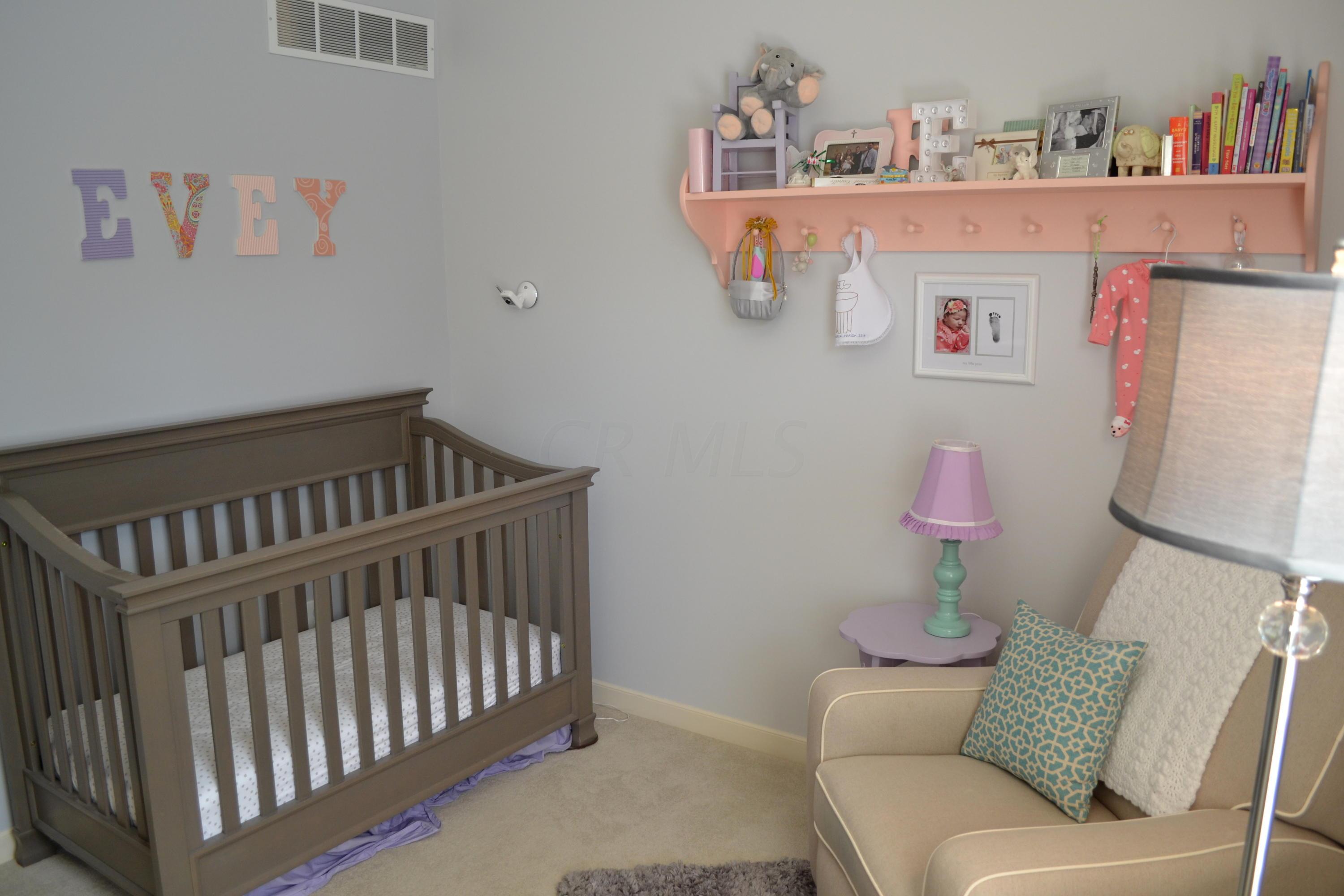3029 Splitrock Road Columbus, OH 43221 - Photo 22 of 34 Gallery Image 22