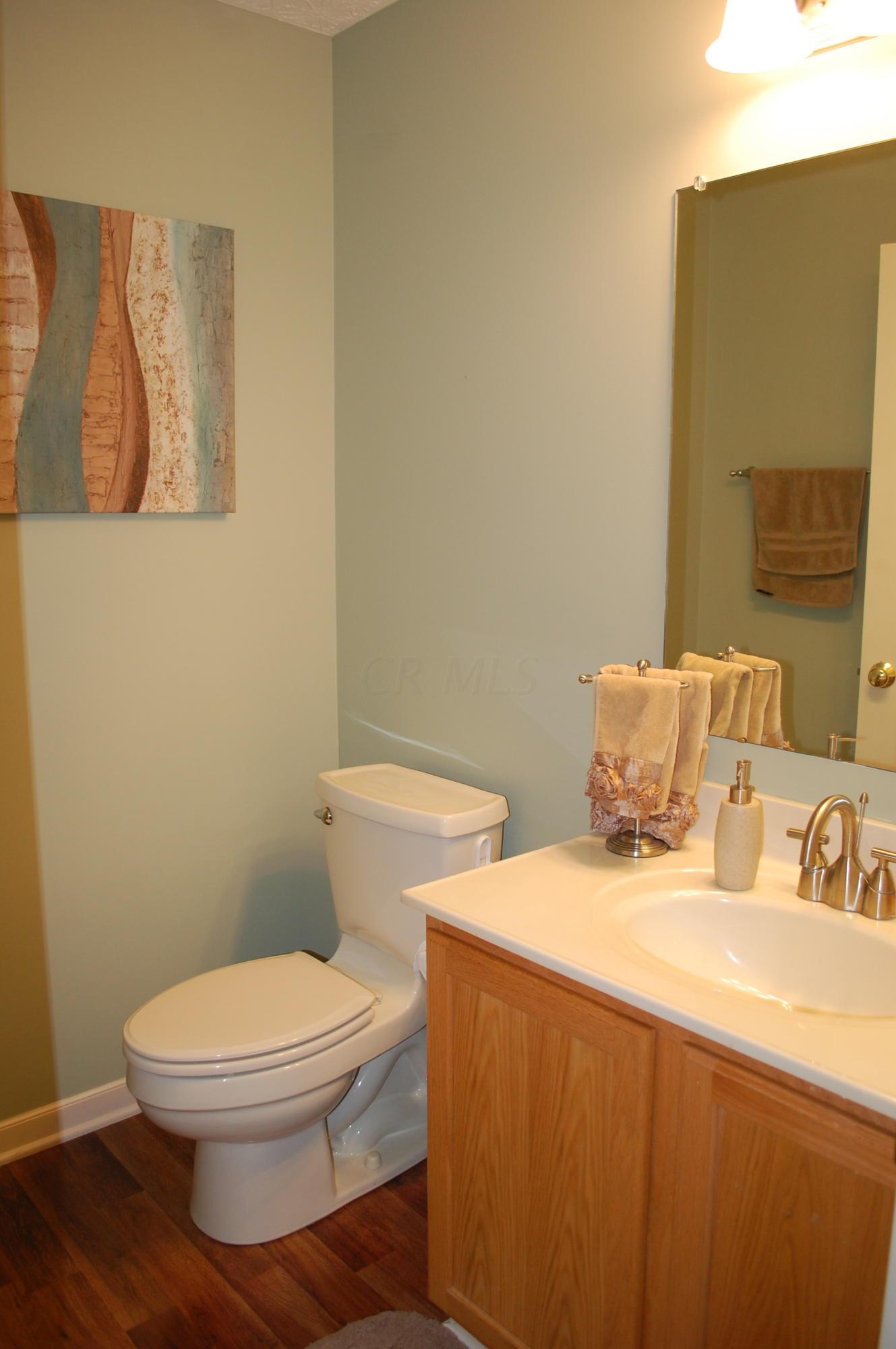 3029 Splitrock Road Columbus, OH 43221 - Photo 7 of 34 Gallery Image 7