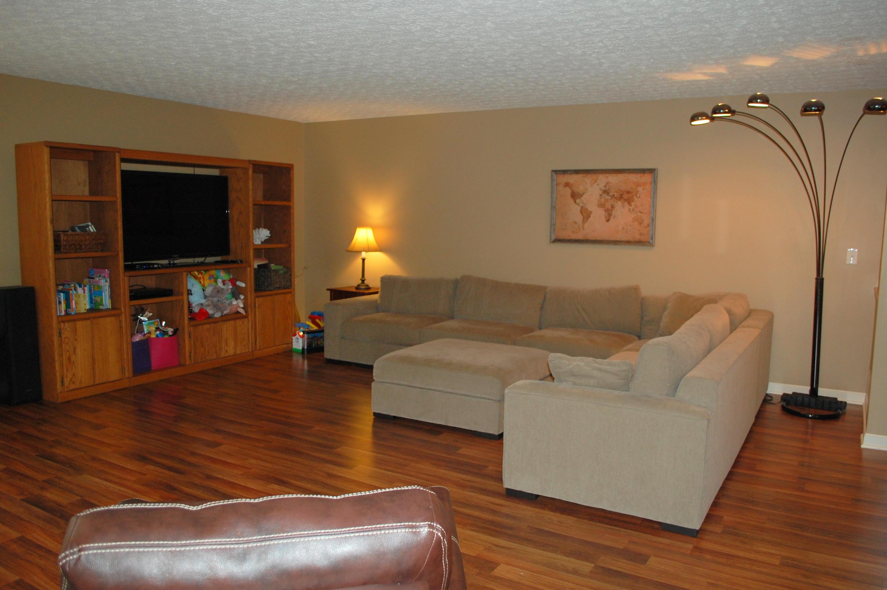 3029 Splitrock Road Columbus, OH 43221 - Photo 10 of 34 Gallery Image 10