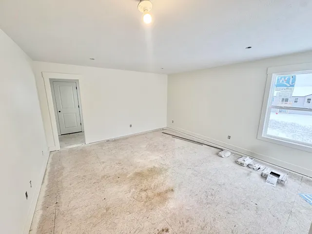 $699,900 | 5955 Braemoor Court Southeast, Caledonia, MI 49316